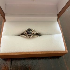 Two piece moon shaped engagement ring set